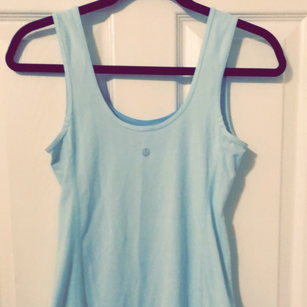 Lululemon tank
